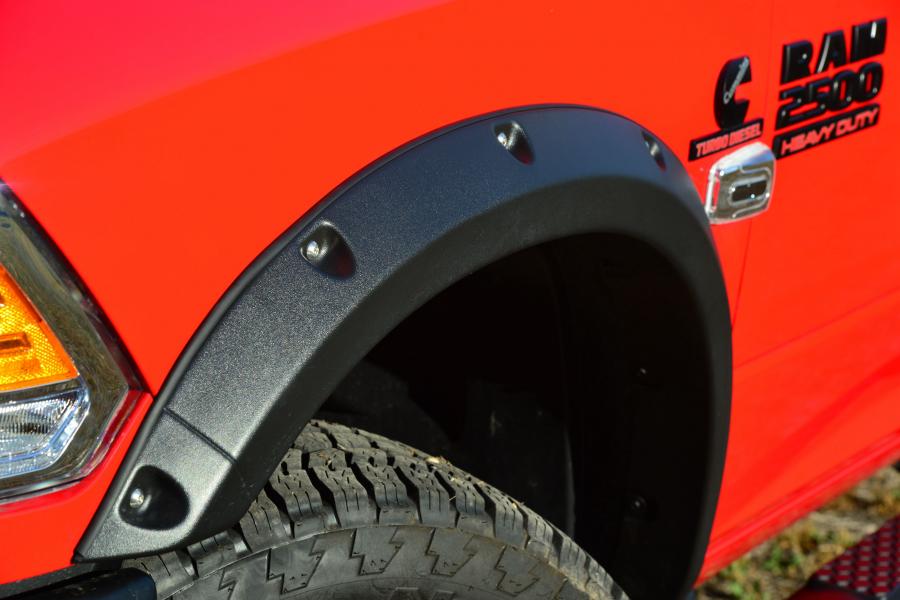 Детали экстерьера Dodge Ram 2500 Laramie Crew Cab Redback 2017 года  (AU) (фото 10 из 13)